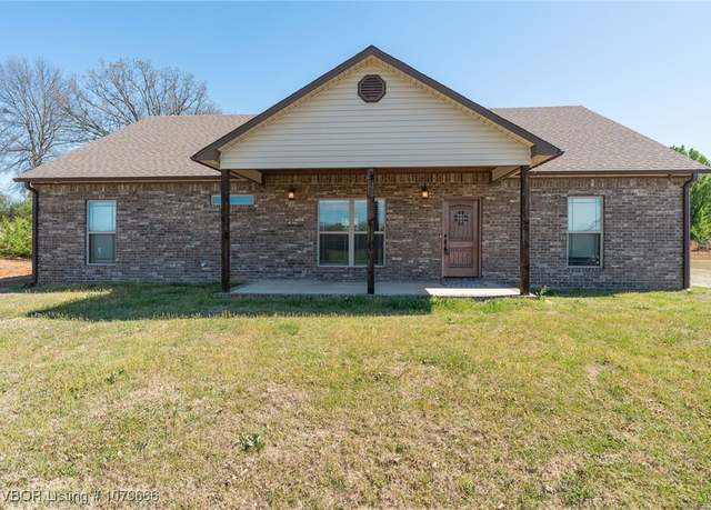 Property at 359 Haskens St, Pocola, OK 74902, 3 beds, 2 baths