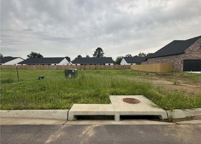Property at 1906 Yellowstone Dr, Barling, AR 72923