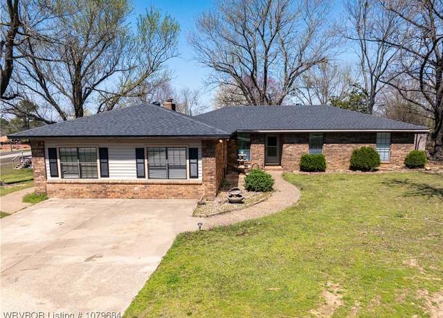 Property at 2915 N Mountain Grove Rd, Alma, AR 72921, 4 beds, 3 baths