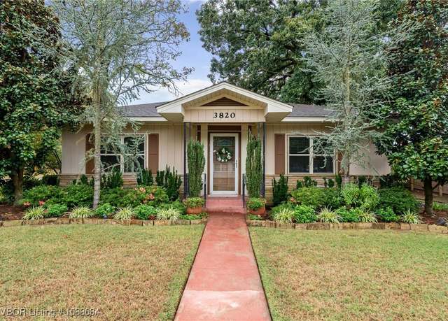 Property at 3820 Dallas St, Fort Smith, AR 72903, 2 beds, 2 baths