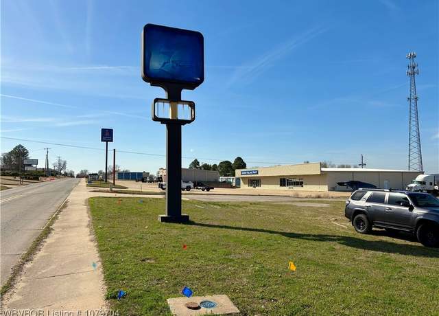 Property at 112 W Pointer Trl, Van Buren, AR 72956