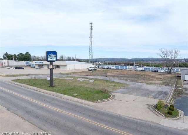 Property at 112 W Pointer Trl, Van Buren, AR 72956