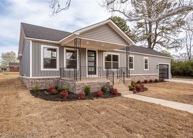 Property at 1100 B St, Barling, AR 72923, 3 beds, 2 baths