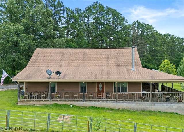 Property at 505 Highway 188, Mount Ida, AR 71957, 3 beds, 2 baths