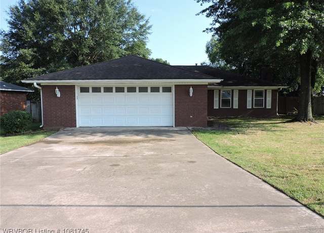 Property at 2211 Breckenridge Ter, Greenwood, AR 72936, 3 beds, 2 baths