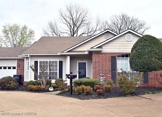 Property at 2807 May Branch Pt, Fort Smith, AR 72903, 2 beds, 2 baths