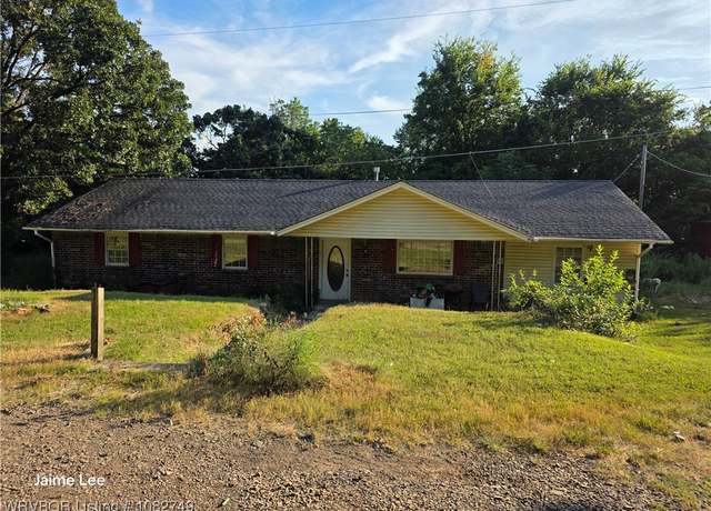 Property at 400 Chickasaw St, Poteau, OK 74953, 3 beds, 2 baths