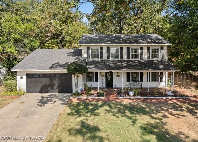 Property at 2117 Atlanta St, Fort Smith, AR 72901, 3 beds, 2.5 baths