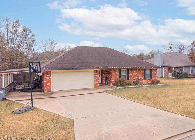 Property at 603 J St, Barling, AR 72923, 3 beds, 2 baths