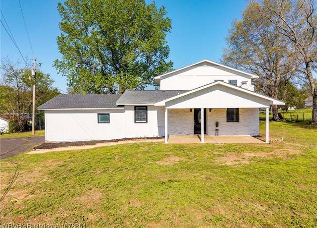 Property at 2723 Highway 71, Alma, AR 72921, 3 beds, 3 baths