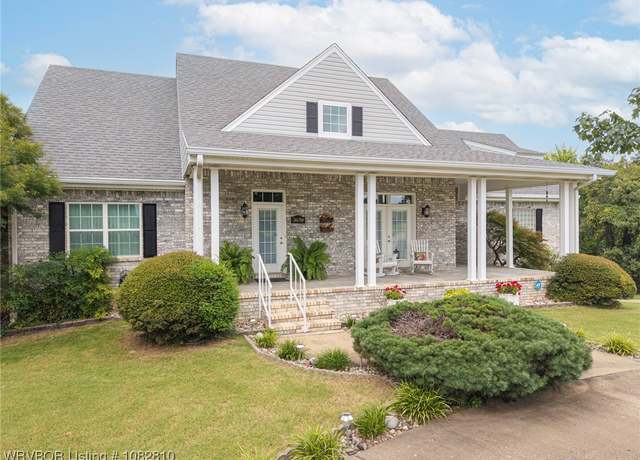 Property at 3639 Marshall Cir, Van Buren, AR 72956, 3 beds, 3.5 baths