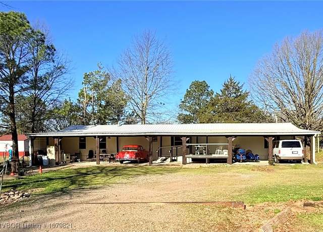 Property at 210 S Fifth Ave, Bonanza, AR 72916, 3 beds, 2 baths