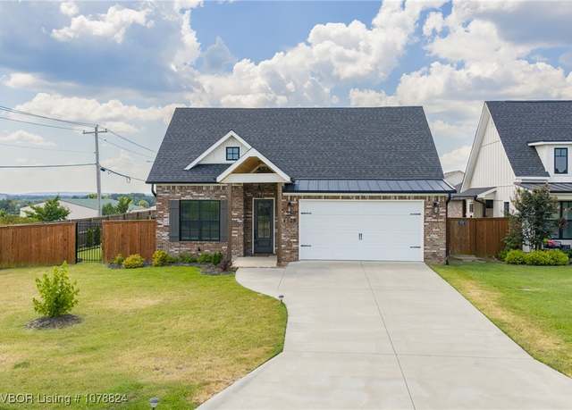 Property at 9128 Kirkwood Ridge Rdg, Fort Smith, AR 72916, 4 beds, 3.5 baths