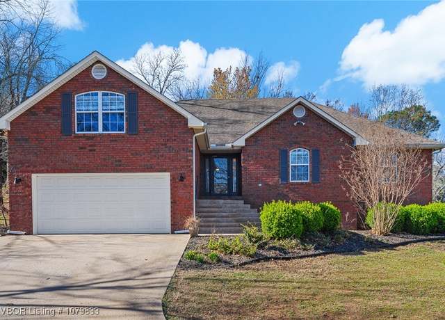 Property at 298 Bayou Rd, Fort Gibson, OK 74434, 3 beds, 2 baths