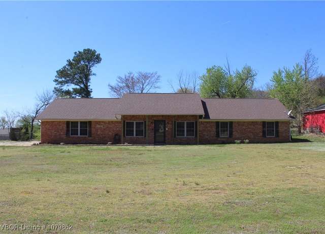 Property at 1611 Kimberling Hill Dr, Alma, AR 72921, 3 beds, 2 baths
