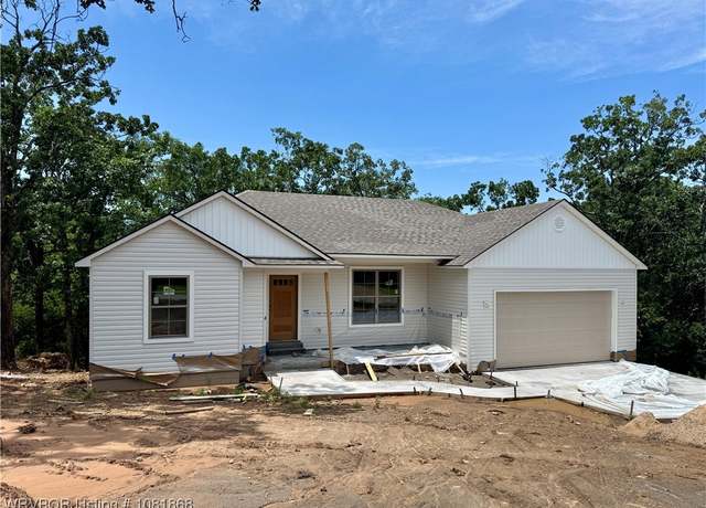 Property at 1519 N Hills Blvd, Van Buren, AR 72956, 4 beds, 2 baths