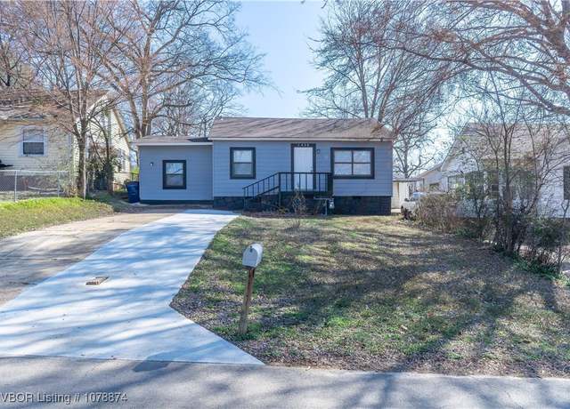 Property at 1450 N 36 St, Fort Smith, AR 72904, 3 beds, 1 bath