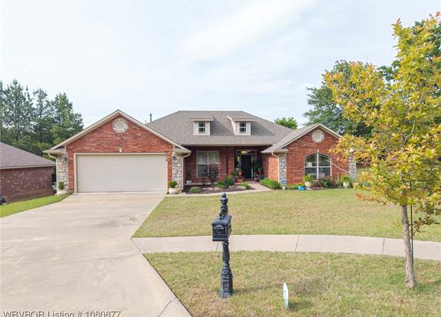 Property at 9019 Gracie Ln, Fort Smith, AR 72916, 4 beds, 2 baths