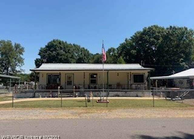 Property at 214 E Adams St, Midland, AR 72945, 3 beds, 2 baths