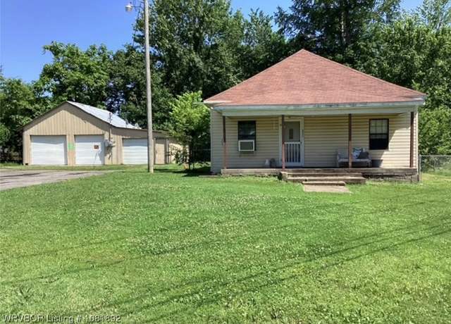 Property at 3804 -3810 Mussett Rd, Fort Smith, AR 72904, 2 beds, 1 bath