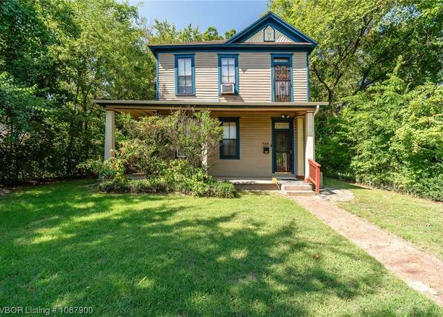 Property at 705 8th St, Fort Smith, AR 72901, 3 beds, 2 baths