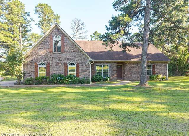 Property at 1821 Lakeshore Ln, Mansfield, AR 72944, 4 beds, 3 baths