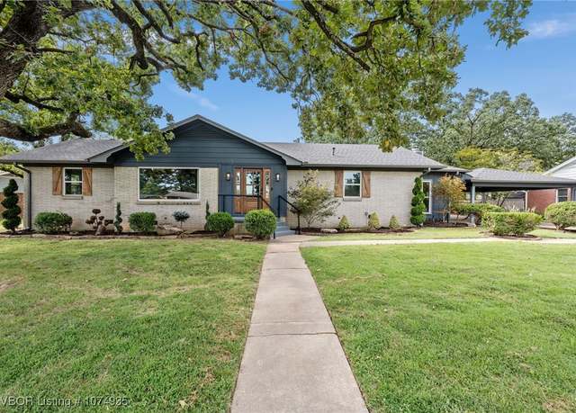 Property at 5516 Country Club Dr, Fort Smith, AR 72903, 4 beds, 2.5 baths