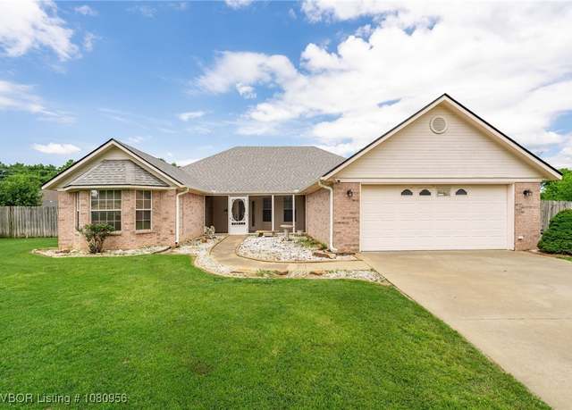 Property at 813 Melba Denton Ln, Sallisaw, OK 74955, 4 beds, 2 baths