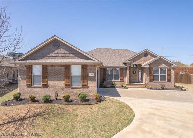 Property at 9300 Harvest Ct, Fort Smith, AR 72916, 3 beds, 2 baths
