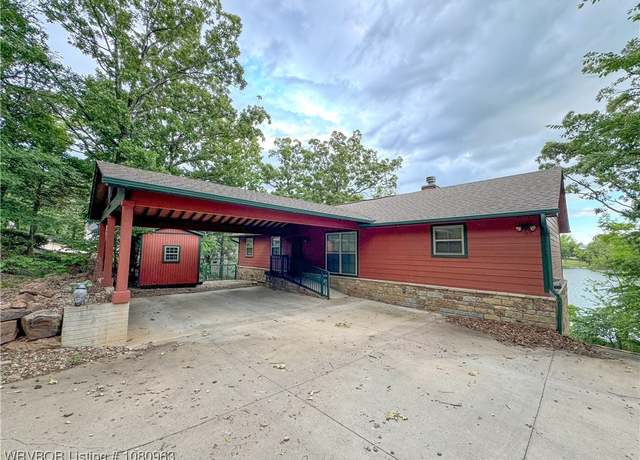 Property at 2511 Lakeside Dr, Greenwood, AR 72936, 3 beds, 3 baths