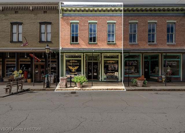 Property at 615 Main St Unit B, Van Buren, AR 72956, 2 beds, 1 bath