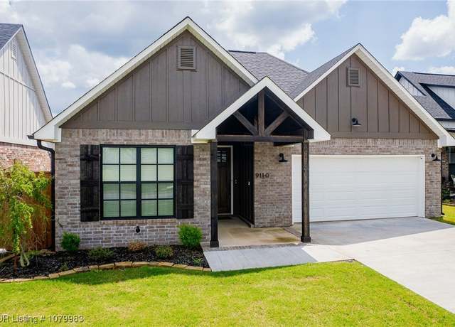 Property at 9110 Kirkwood Ridge Rdg, Fort Smith, AR 72916, 3 beds, 2.5 baths