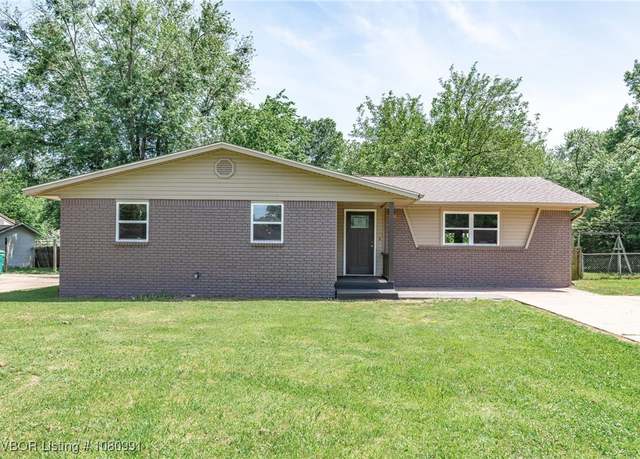 Property at 508 E Sarah Ave, Sallisaw, OK 74955, 3 beds, 1.5 baths