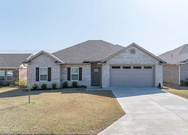 Property at 7907 Coltridge Way, Fort Smith, AR 72916, 3 beds, 2 baths