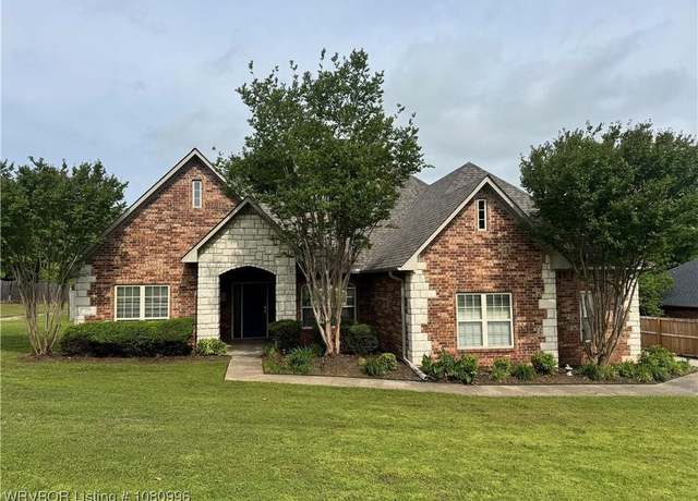 Property at 969 Eastern Hills Dr, Greenwood, AR 72936, 3 beds, 2 baths