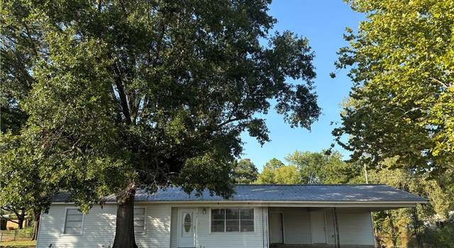 Photo of 412 Buck Creek Rd, Bokoshe, OK 74930