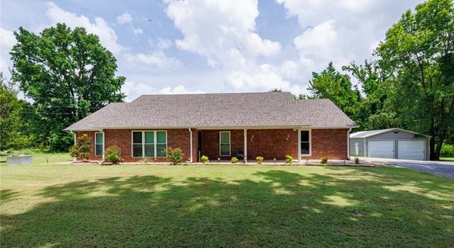 Photo of 1204 Hollywood Pl, Lavaca, AR 72941