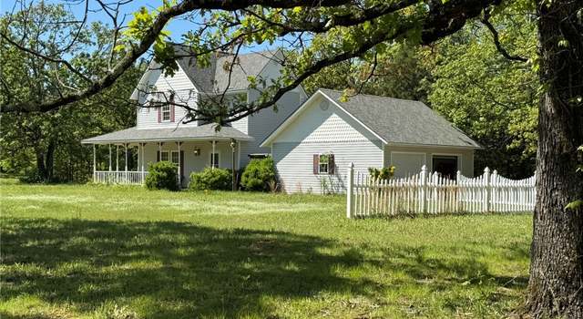 Photo of 35145 Midway Rd, Poteau, OK 74953