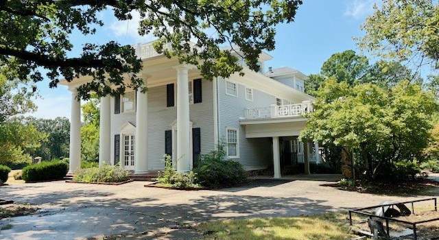 Photo of 4823 S Cliff Dr, Fort Smith, AR 72903