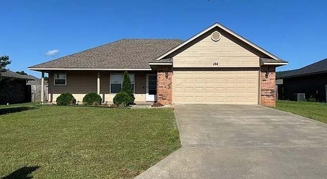 Photo of 104 Crystal Cir, Poteau, OK 74953