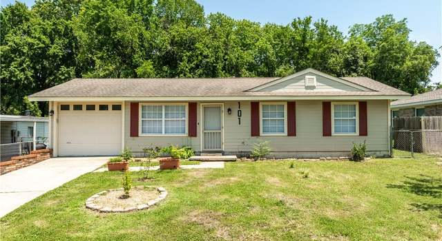 Photo of 101 S 42nd St, Van Buren, AR 72956