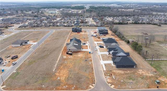 Photo of 1906 Yellowstone Dr, Barling, AR 72923