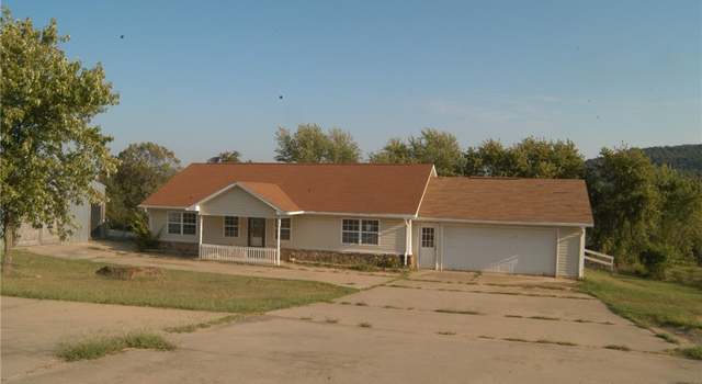 Photo of 1024 Logan St, Altus, AR 72821