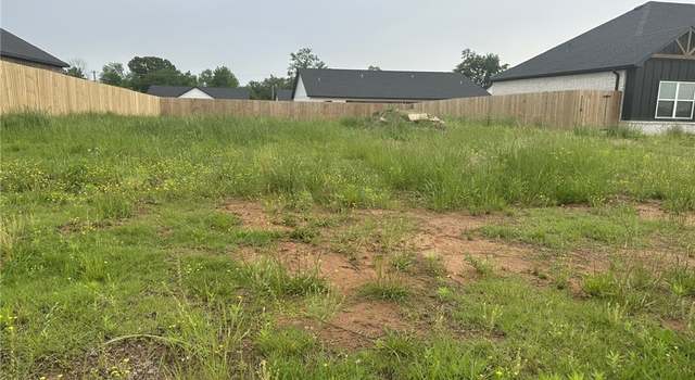 Photo of 2100 Yellowstone Dr, Barling, AR 72923