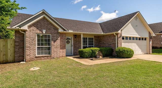 Photo of 501 Apple Valley Dr, Fort Smith, AR 72908