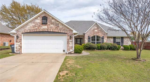Photo of 1006 Maple Ridge Dr, Greenwood, AR 72936