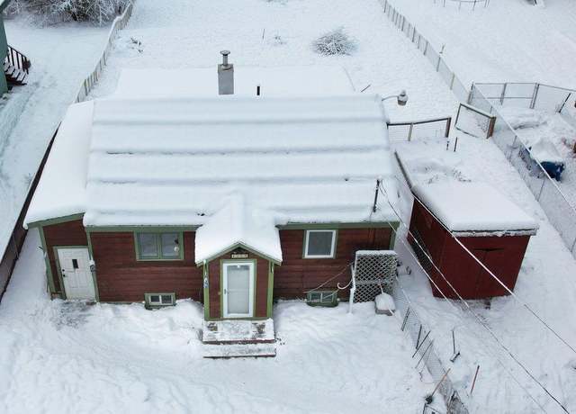 Property at 1109 O'connor Rd, Fairbanks, AK 99701, 3 beds, 2 baths
