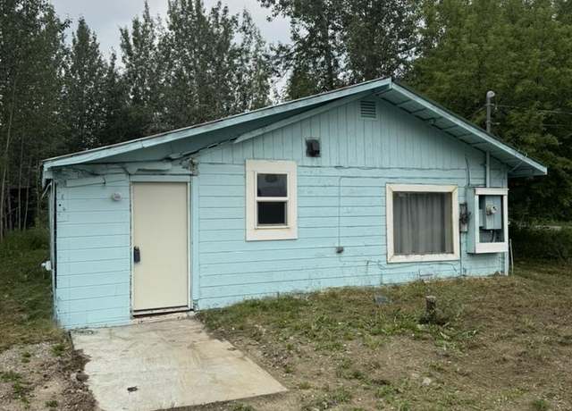 Property at 2748 Perimeter Dr, North Pole, AK 99705, 2 beds, 1 bath