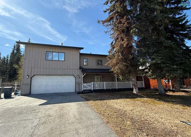 Property at 379 Shannon Dr, Fairbanks, AK 99701, 6 beds, 2.5 baths