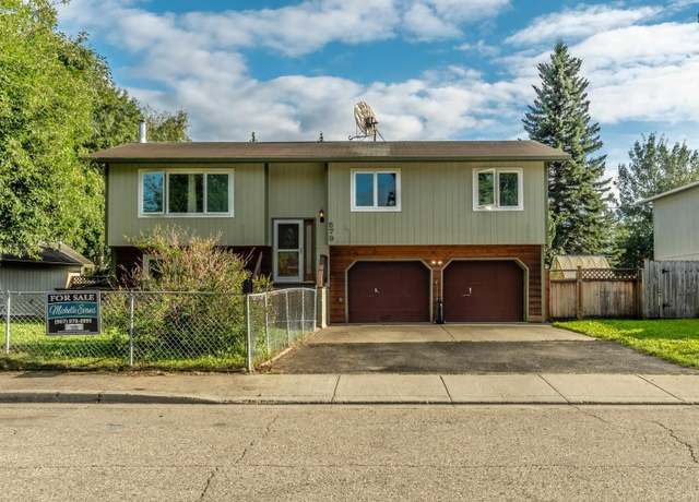Property at 579 Slater Dr, Fairbanks, AK 99701, 4 beds, 3 baths